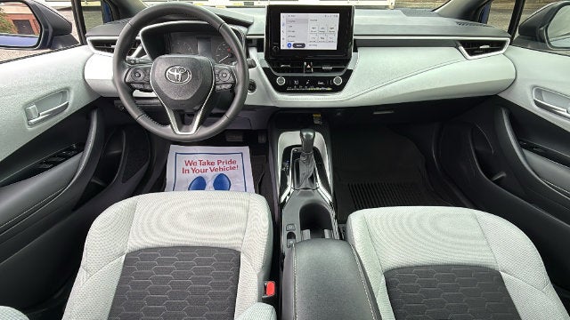 2025 Toyota Corolla Hatchback SE