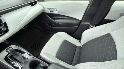 2025 Toyota Corolla Hatchback SE