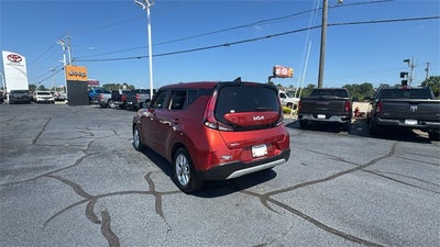 2024 Kia Soul LX