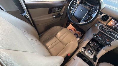 2016 Land Rover LR4 Base