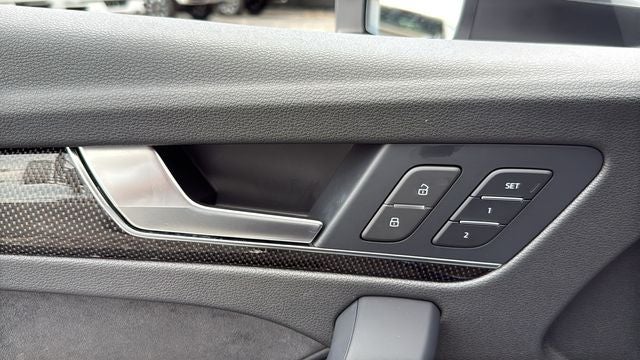 2022 Audi SQ5 Premium Plus TFSI quattro Tiptronic
