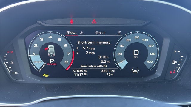 2025 Audi Q3 Premium 45 TFSI S line quattro Tiptronic