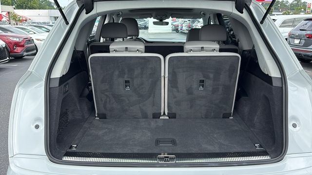 2022 Audi Q7 Premium Plus 45 TFSI quattro Tiptronic