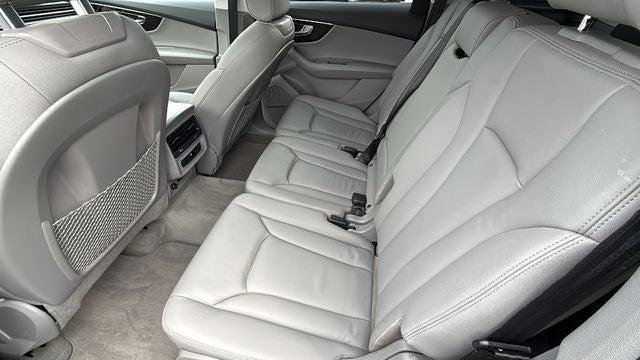 2022 Audi Q7 Premium Plus 45 TFSI quattro Tiptronic