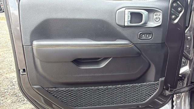 2027 Jeep Wrangler WRANGLER 4-DOOR SAHARA