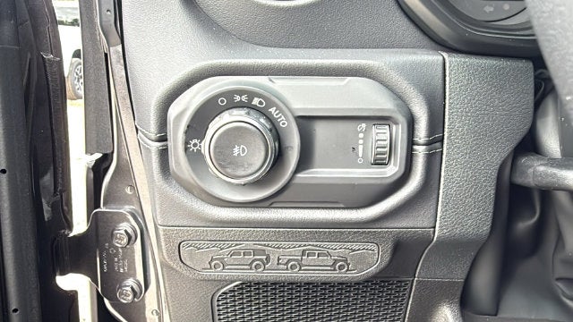 2027 Jeep Wrangler WRANGLER 4-DOOR SAHARA
