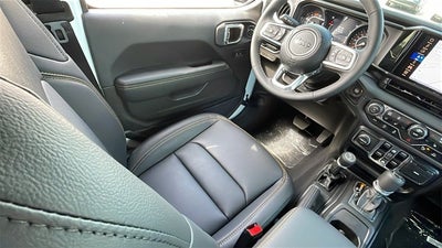 2025 Jeep Wrangler WRANGLER 4-DOOR SAHARA