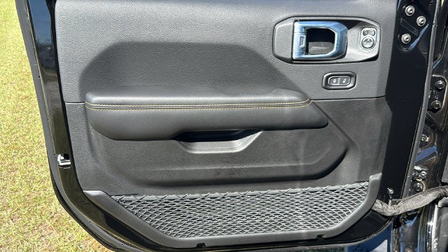 2027 Jeep Wrangler WRANGLER 4-DOOR SAHARA