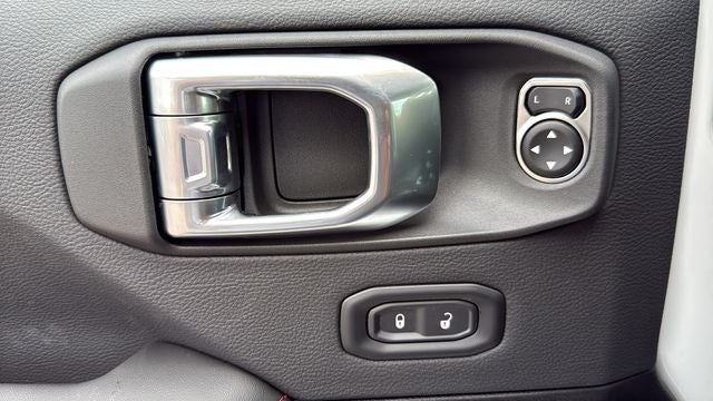 2027 Jeep Wrangler WRANGLER 4-DOOR RUBICON