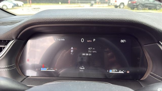 2026 Jeep Grand Cherokee GRAND CHEROKEE LAREDO X 4X2
