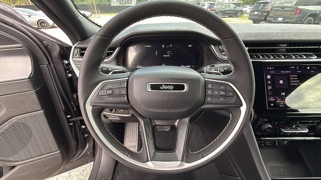 2026 Jeep Grand Cherokee GRAND CHEROKEE LAREDO X 4X2