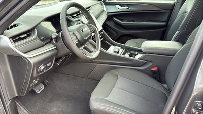 2026 Jeep Grand Cherokee GRAND CHEROKEE LAREDO X 4X2