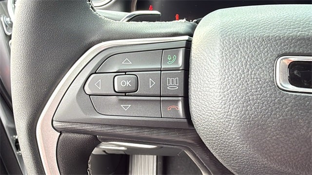 2025 Jeep Grand Cherokee GRAND CHEROKEE LAREDO X 4X2