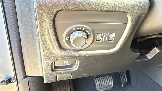 2025 Jeep Grand Cherokee GRAND CHEROKEE ALTITUDE 4X2