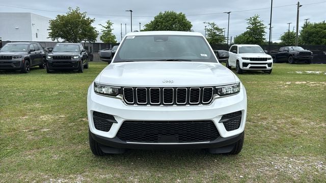 2026 Jeep Grand Cherokee GRAND CHEROKEE LAREDO X 4X2