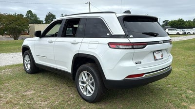 2026 Jeep Grand Cherokee GRAND CHEROKEE LAREDO X 4X2