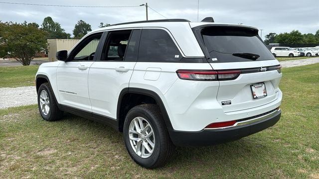 2026 Jeep Grand Cherokee GRAND CHEROKEE LAREDO X 4X2