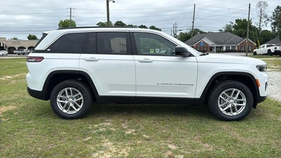 2026 Jeep Grand Cherokee GRAND CHEROKEE LAREDO X 4X2