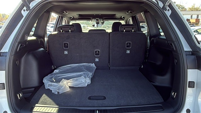 2025 Jeep Grand Cherokee GRAND CHEROKEE LAREDO X 4X2