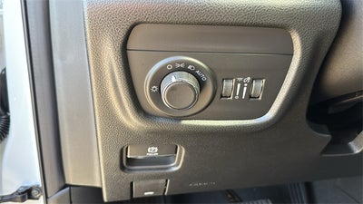 2025 Jeep Grand Cherokee GRAND CHEROKEE LAREDO X 4X2