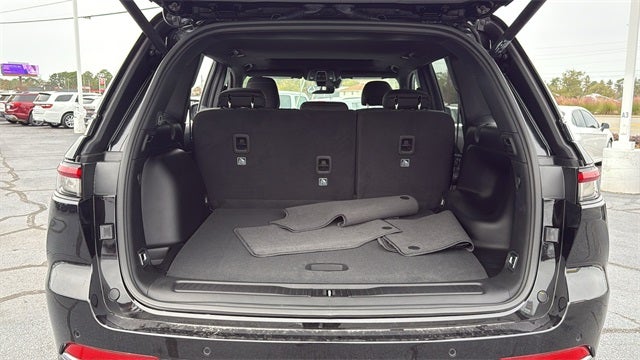 2025 Jeep Grand Cherokee GRAND CHEROKEE LAREDO X 4X2