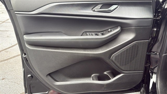 2025 Jeep Grand Cherokee GRAND CHEROKEE LAREDO X 4X2