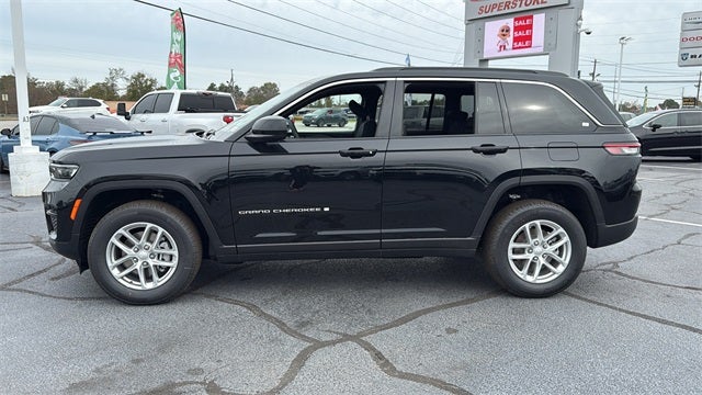 2025 Jeep Grand Cherokee GRAND CHEROKEE LAREDO X 4X2