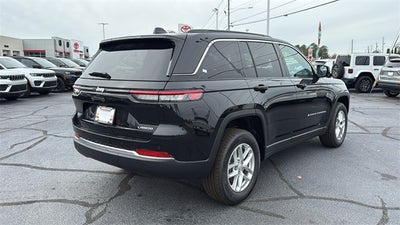 2025 Jeep Grand Cherokee GRAND CHEROKEE LAREDO X 4X2