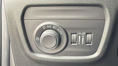 2027 Jeep Grand Cherokee GRAND CHEROKEE LAREDO X 4X2
