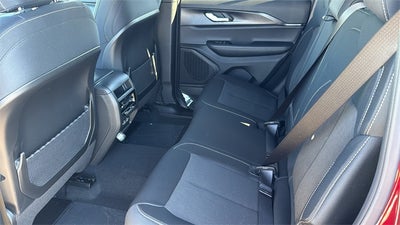 2025 Jeep Grand Cherokee GRAND CHEROKEE LAREDO X 4X2