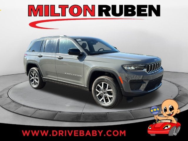 2027 Jeep Grand Cherokee GRAND CHEROKEE LAREDO X 4X2