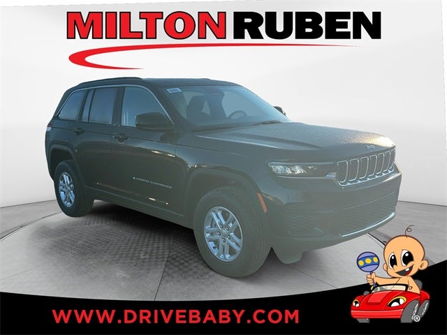 2025 Jeep Grand Cherokee GRAND CHEROKEE LAREDO 4X2