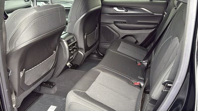 2026 Jeep Grand Cherokee GRAND CHEROKEE LAREDO X 4X2
