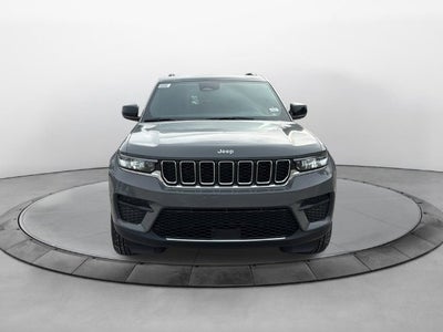 2027 Jeep Grand Cherokee GRAND CHEROKEE LAREDO X 4X2