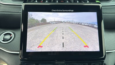 2027 Jeep Grand Cherokee GRAND CHEROKEE LAREDO X 4X2
