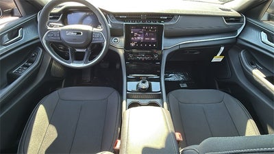 2025 Jeep Grand Cherokee GRAND CHEROKEE LAREDO X 4X2