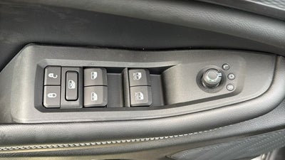 2027 Jeep Grand Cherokee GRAND CHEROKEE LAREDO X 4X2
