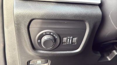 2027 Jeep Grand Cherokee GRAND CHEROKEE LAREDO X 4X2