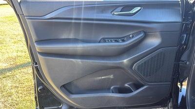 2025 Jeep Grand Cherokee GRAND CHEROKEE LAREDO X 4X2