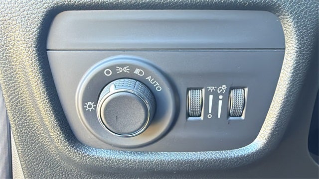 2025 Jeep Grand Cherokee GRAND CHEROKEE LAREDO X 4X2