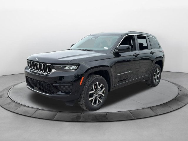 2027 Jeep Grand Cherokee GRAND CHEROKEE LAREDO X 4X2
