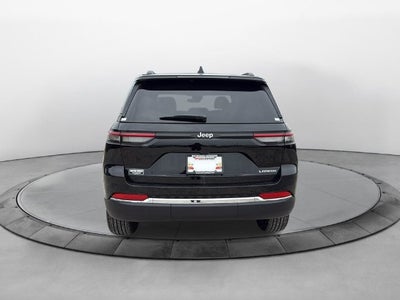 2027 Jeep Grand Cherokee GRAND CHEROKEE LAREDO X 4X2