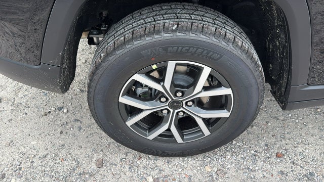 2027 Jeep Grand Cherokee GRAND CHEROKEE LAREDO X 4X2
