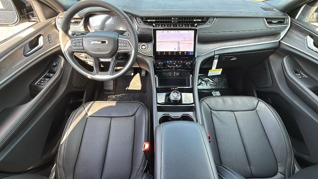 2025 Jeep Grand Cherokee GRAND CHEROKEE LIMITED 4X2