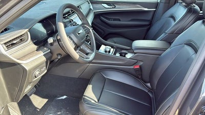 2025 Jeep Grand Cherokee GRAND CHEROKEE LIMITED 4X2