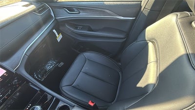 2025 Jeep Grand Cherokee GRAND CHEROKEE LIMITED 4X2