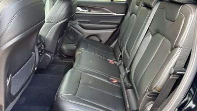 2027 Jeep Grand Cherokee GRAND CHEROKEE LIMITED 4X2