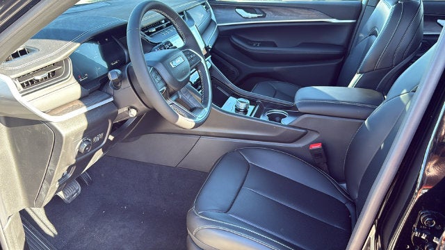 2027 Jeep Grand Cherokee GRAND CHEROKEE LIMITED 4X2