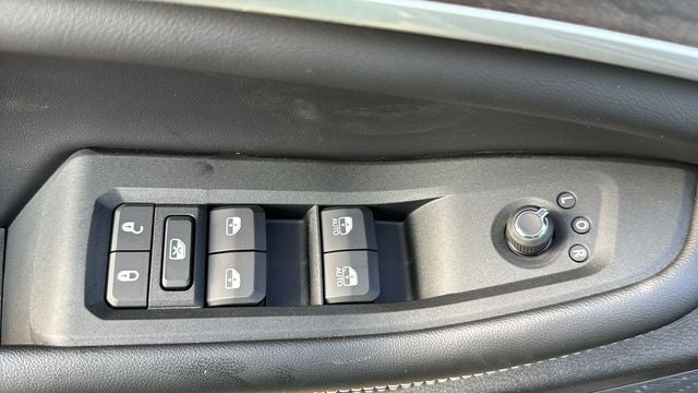 2027 Jeep Grand Cherokee GRAND CHEROKEE LIMITED 4X2