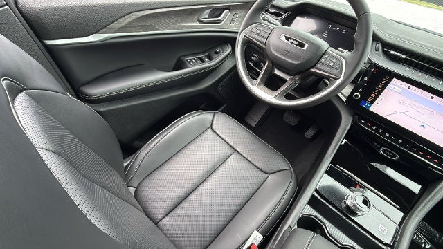 2027 Jeep Grand Cherokee GRAND CHEROKEE LIMITED 4X2